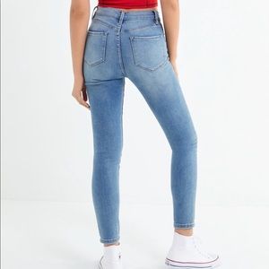 NEW Urban Outfitters BDG Twig High-Rise Jeans